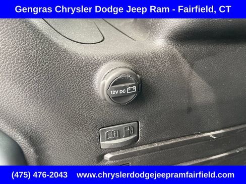 Certified 2025 Jeep Wrangler Unlimited Sahara AWD/4WD image 34