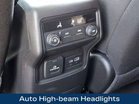 Used 2023 GMC Acadia SLE w/ Driver Convenience Package AWD/4WD image 19
