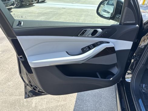 New 2026 BMW X5 xDrive40i w/ M Sport Package image 13