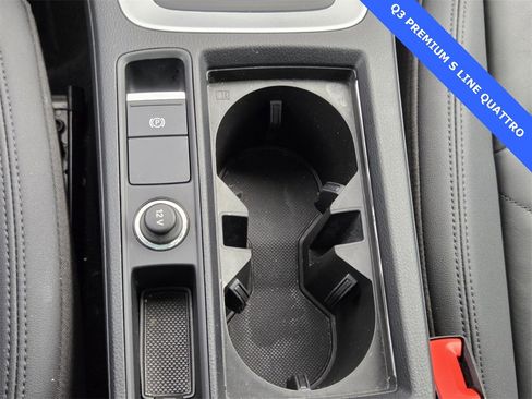 Used 2022 Audi Q3 2.0T Premium w/ Convenience Package image 35