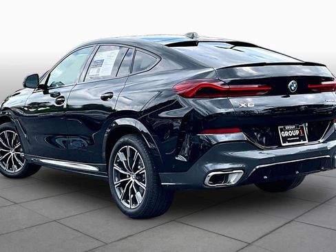 Used 2024 BMW X6 xDrive40i w/ Premium Package AWD/4WD image 12