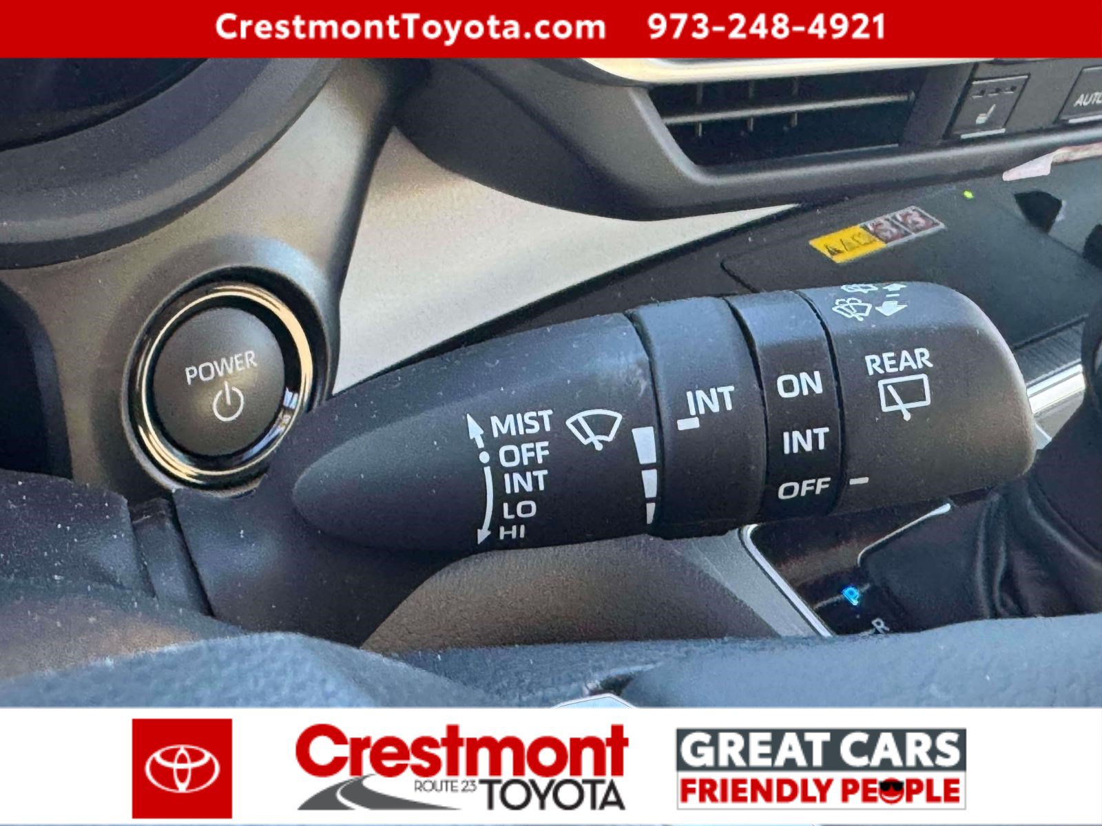 Used 2026 Toyota Sienna XLE AWD/4WD image 24
