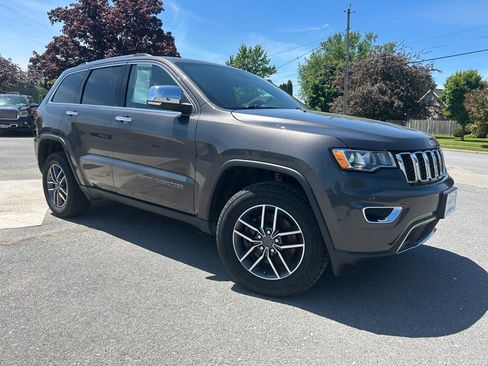 Used 2021 Jeep Grand Cherokee Limited image 1