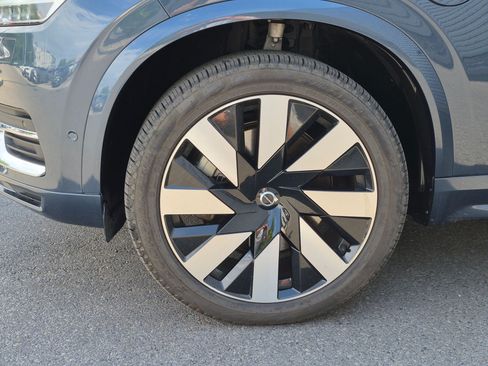 Used 2023 Volvo XC90 T8 Ultimate AWD/4WD image 11
