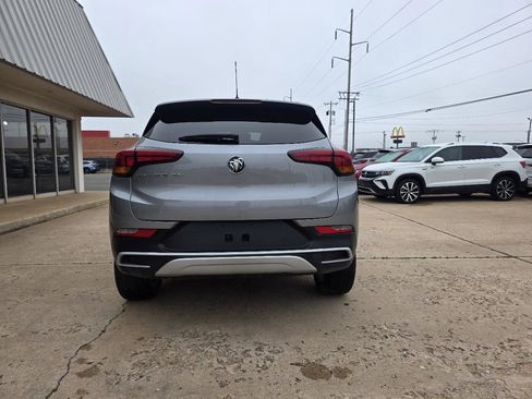 Used 2023 Buick Encore GX Preferred w/ Cold Weather Comfort Package FWD image 7