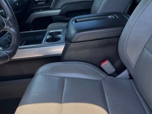 Used 2015 Chevrolet Silverado 1500 LTZ Z71 w/ LTZ Plus Package AWD/4WD image 12