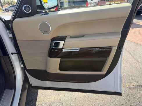 Used 2015 Land Rover Range Rover Supercharged AWD/4WD image 27