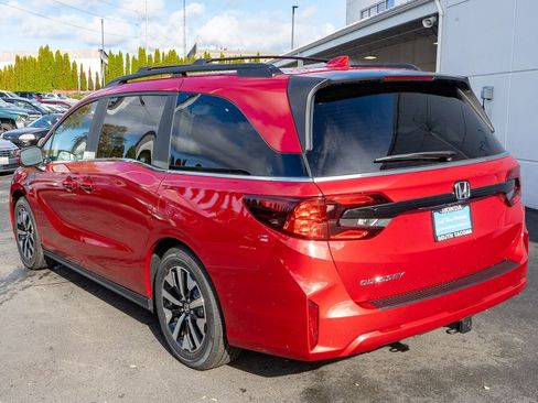 New 2026 Honda Odyssey EX-L image 8