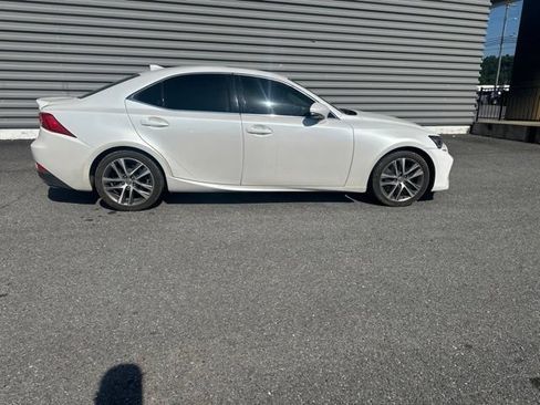 Used 2018 Lexus IS 300 w/ Accessory Package 2 RWD image 4