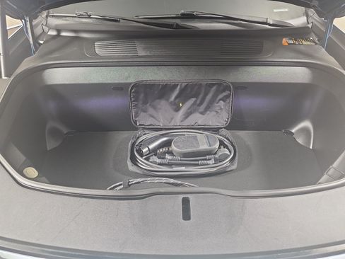Used 2022 Rivian R1T Launch Edition AWD/4WD image 14