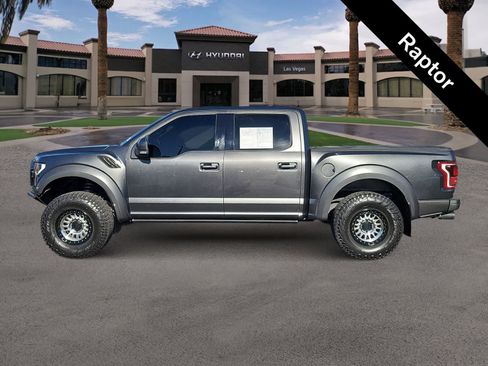 Used 2018 Ford F150 Raptor w/ Equipment Group 802A Luxury AWD/4WD image 5