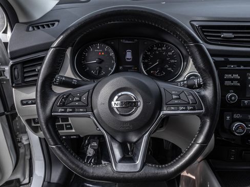 Used 2018 Nissan Rogue Sport SV w/ SV All-Weather Package AWD/4WD image 20