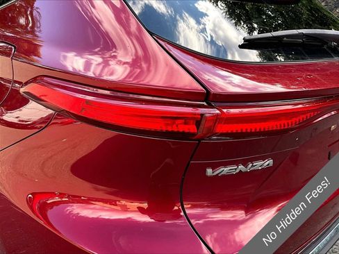 Used 2021 Toyota Venza XLE w/ Carpet Mat Package (TMS) AWD/4WD image 22