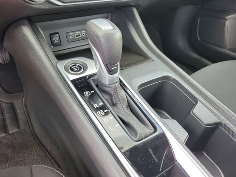 Used 2025 Nissan Sentra SV FWD image 10