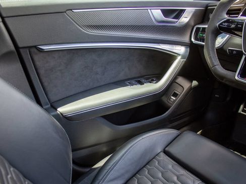 Used 2021 Audi RS 6 AWD/4WD image 19