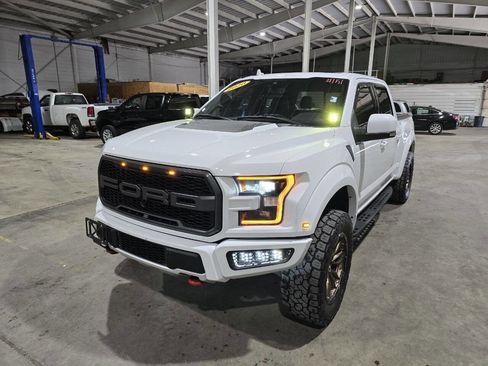 Used 2020 Ford F150 Raptor w/ Equipment Group 802A Luxury AWD/4WD image 3