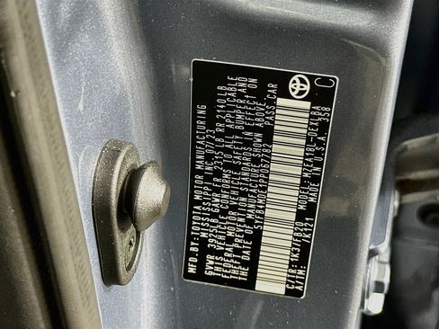 Used 2023 Toyota Corolla LE FWD image 12