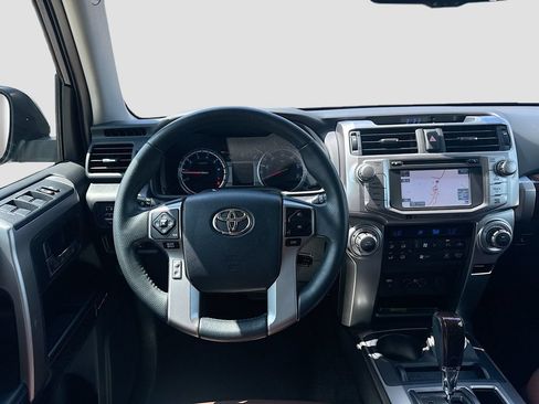 Used 2016 Toyota 4Runner Limited AWD/4WD image 27