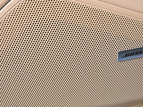 Certified 2025 Porsche Cayenne S image 11