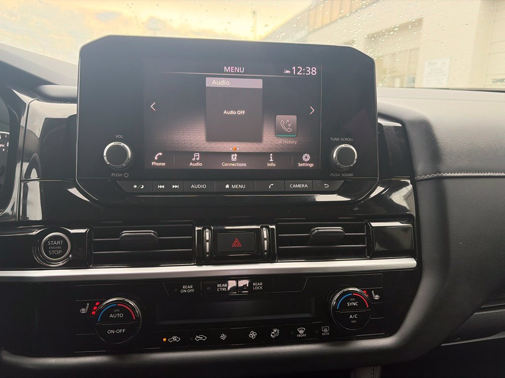 Used 2022 Nissan Pathfinder SV FWD image 25
