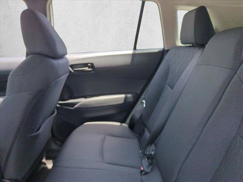 Certified 2025 Toyota Corolla Cross LE FWD image 18