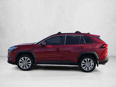 Used 2023 Toyota RAV4 XLE Premium FWD image 8