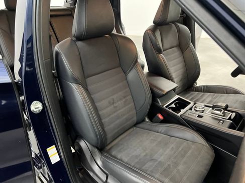 Used 2023 Mitsubishi Outlander SE image 24