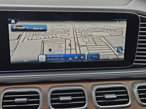 Certified 2025 Mercedes-Benz GLS 450 GLS 450 image 16