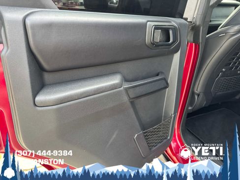 Used 2025 Ford Bronco Badlands AWD/4WD image 24