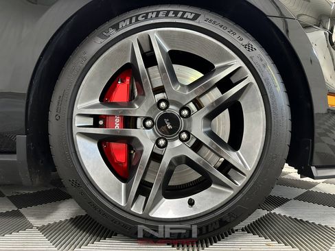 Used 2012 Ford Mustang Shelby GT500 image 16