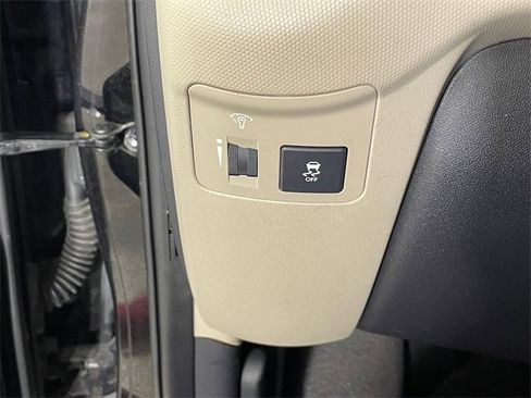 Used 2010 Kia Soul ! image 9