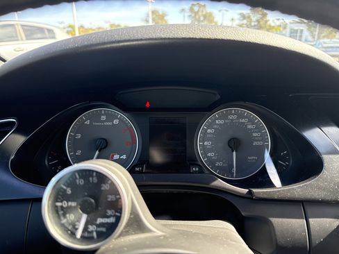 Used 2011 Audi S4 Premium Plus image 24