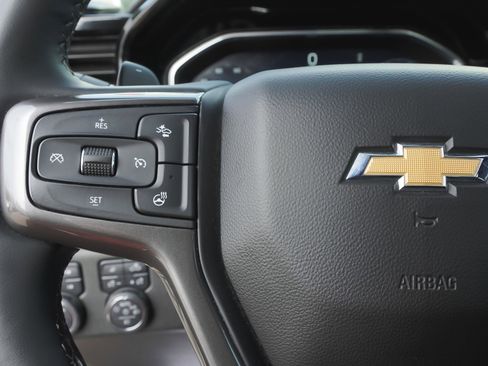 Used 2025 Chevrolet Silverado 1500 High Country w/ Z71 Off-Road Package AWD/4WD image 20