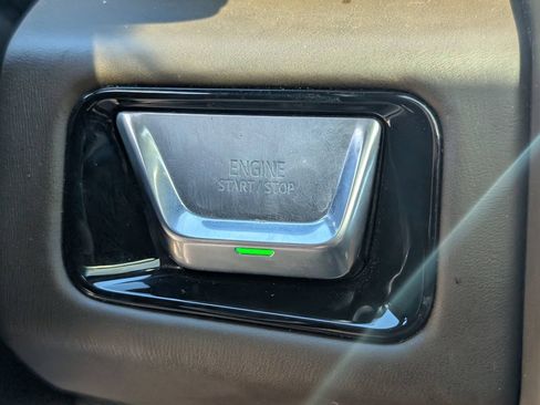 Used 2026 GMC Yukon Denali Ultimate AWD/4WD image 17
