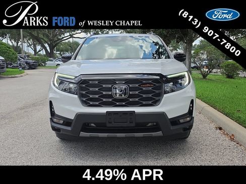 Used 2022 Honda Passport TrailSport image 3