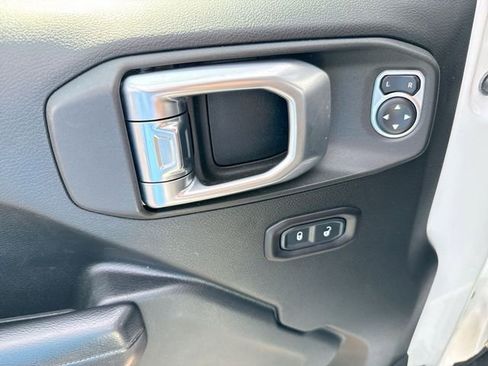 Used 2019 Jeep Wrangler Unlimited Sport S AWD/4WD image 13