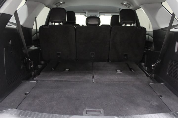 Used 2023 Ford Explorer XLT w/ Equipment Group 202A AWD/4WD image 14