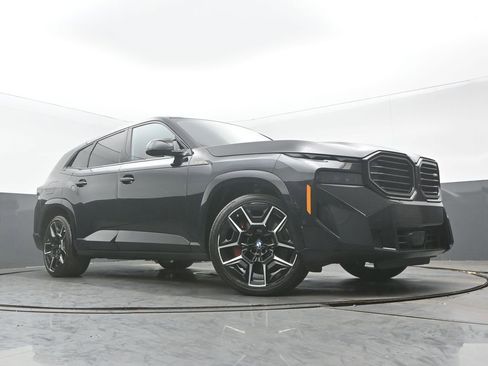 Used 2023 BMW XM AWD/4WD image 31