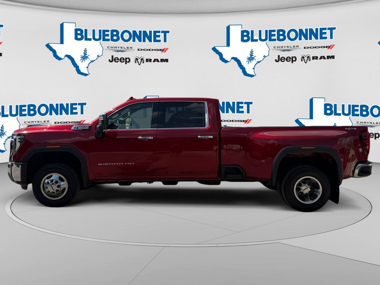 Used 2024 GMC Sierra 3500 SLT AWD/4WD image 8