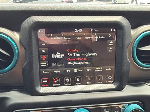 Used 2019 Jeep Wrangler Rubicon AWD/4WD image 21