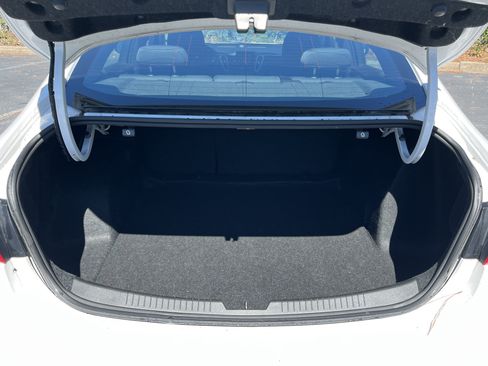 Used 2024 Chevrolet Malibu LT image 26