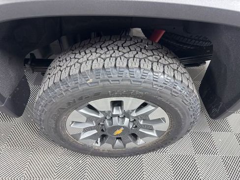 New 2026 Chevrolet Silverado 2500 LT w/ All Star Edition AWD/4WD image 10