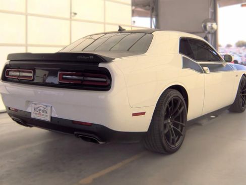 Used 2018 Dodge Challenger T/A RWD image 9