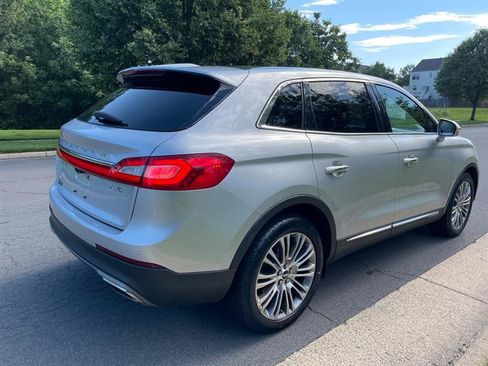 Used 2018 Lincoln MKX Reserve AWD/4WD image 15