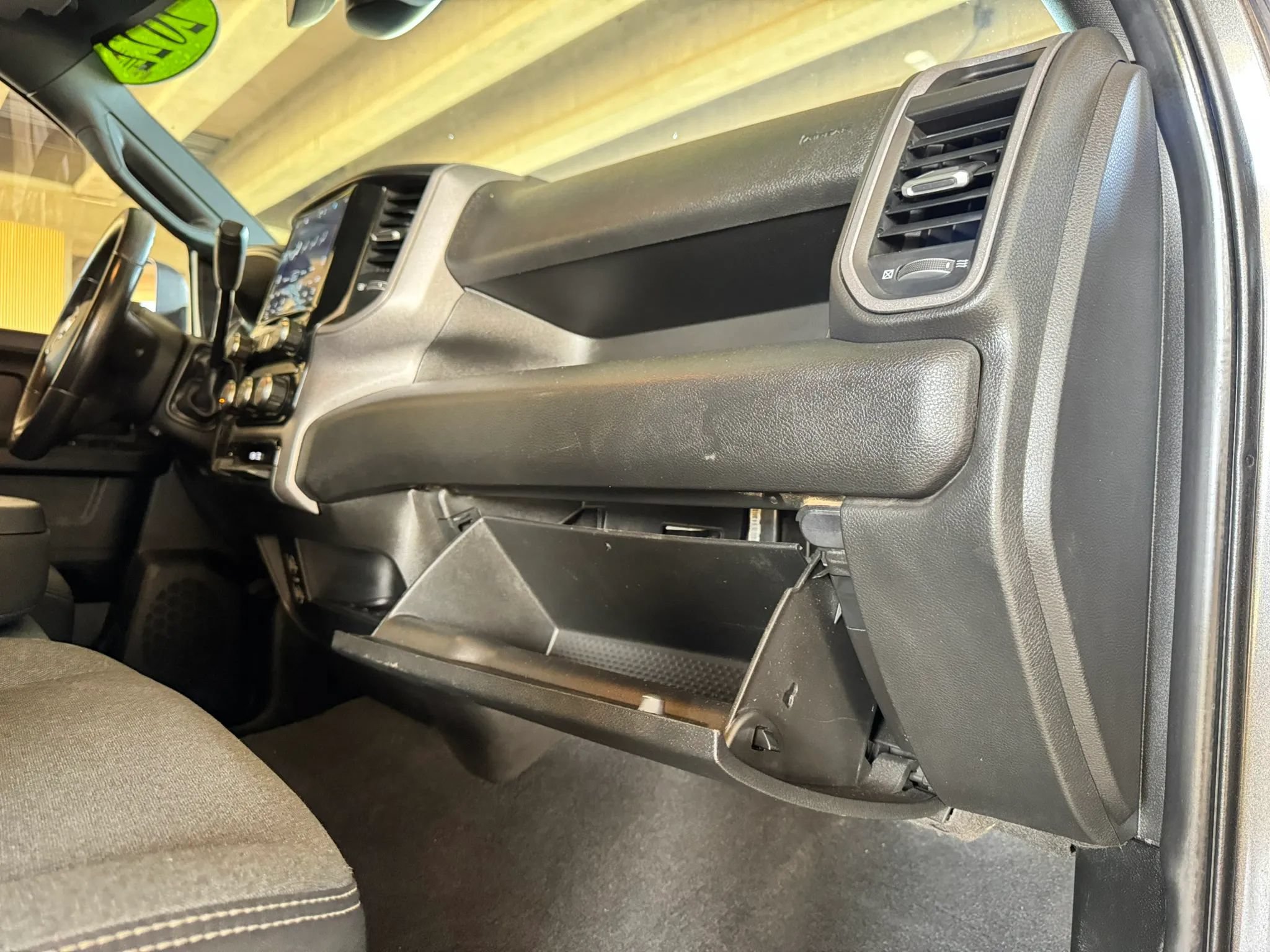 Used 2022 RAM 2500 Tradesman AWD/4WD image 28