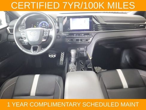 Used 2025 Toyota Camry SE FWD image 16