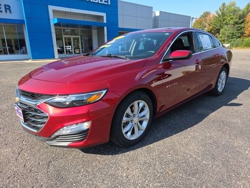 Used 2024 Chevrolet Malibu LT image 4