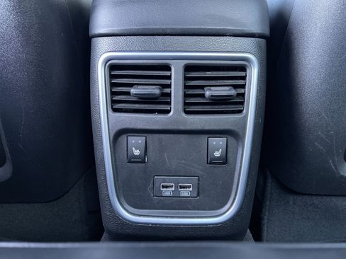 Used 2022 Dodge Charger SXT w/ Leather Interior Group image 35