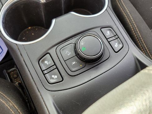 Used 2020 GMC Terrain SLE w/ Driver Convenience Package image 23