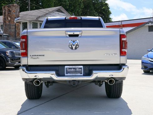 Used 2019 RAM 1500 Laramie AWD/4WD image 5